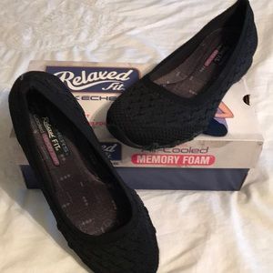 Brand new skechers